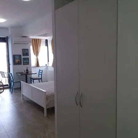 Apartment H2o Beach Deluxe With Sea View Mamaia