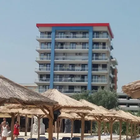 H2o Beach Deluxe With Sea View Apartment Mamaia
